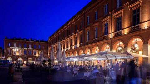 Traditional lanterns on Place du Capitole has been retrofitted with modern LED optics to ensure safety with less energy